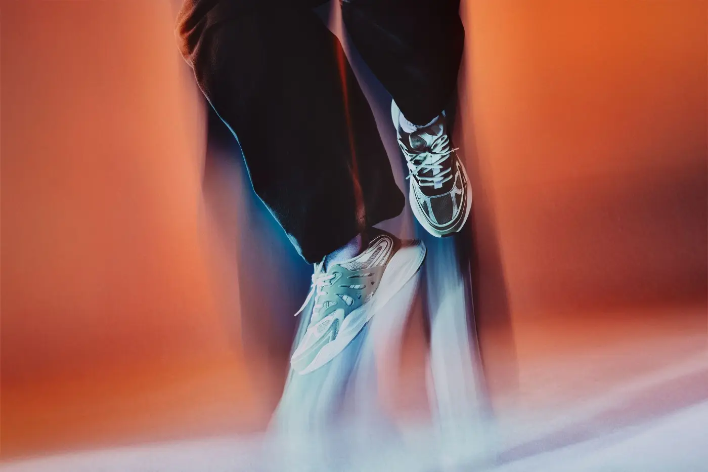 Tomorrowland apresenta o WR1, seu primeiro sneaker